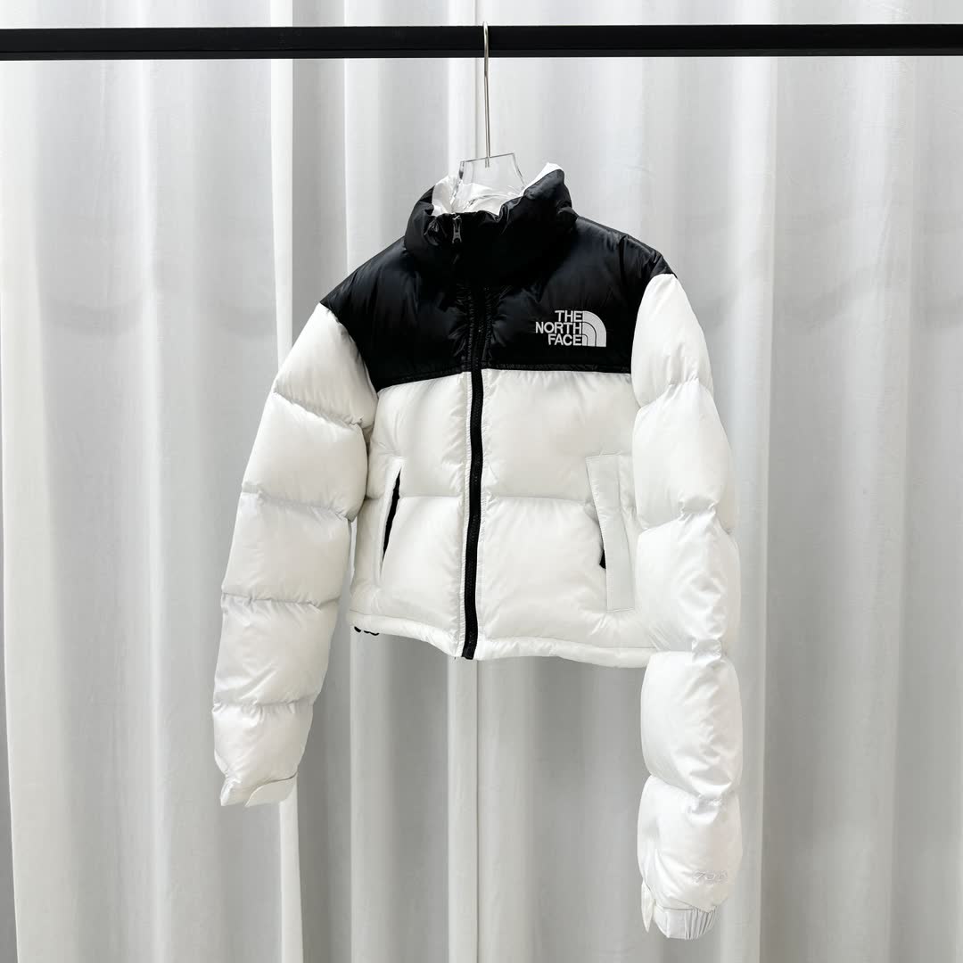 The North Face Nuptse Short Down Jacket NF0A5GGE